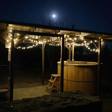 Hengermalom Kuria Апартаменты Szecseny