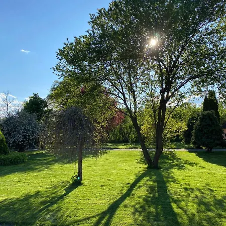 Hengermalom Kuria Апартаменты Szecseny