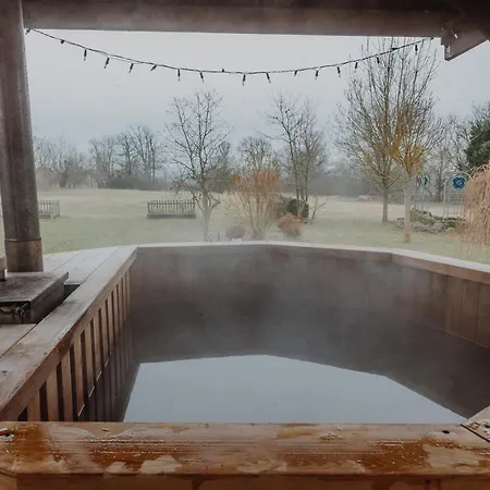 Апартаменты Hengermalom Kuria